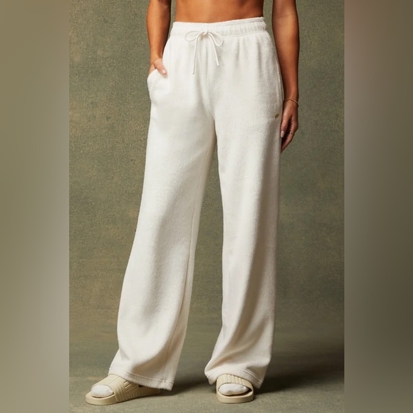 Cozy Cord Wide Leg Pants - Picture 3 of 6